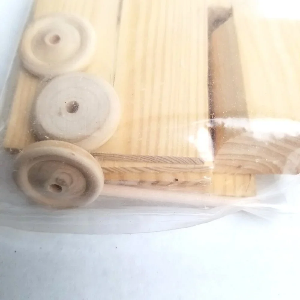 Wooden Bank Truck DIY Craft Kit Pine Wood Kids STEM Educational Activity Build